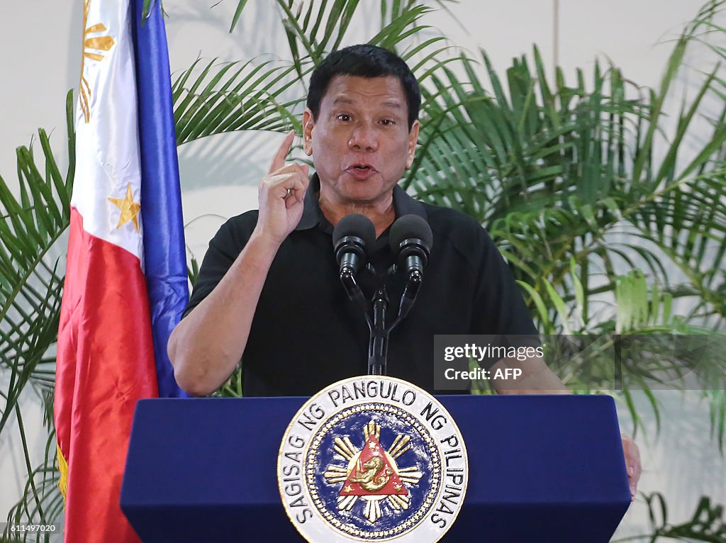 PHILIPPINES-POLITICS-RIGHST-DRUGS-CRIME-DUTERTE