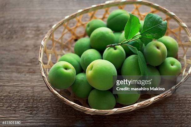 green plums - prunus mume stock pictures, royalty-free photos & images