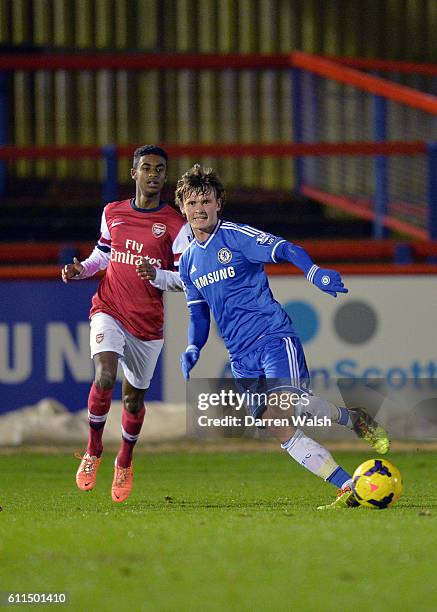 Arsenal's Gedion Zelalem and Chelsea's John Swift battle for the ball.