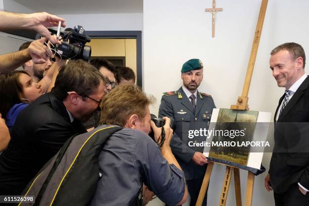 Axel Riger 121 Axel Ruger Stock Photos, High-Res Pictures, and Images - Getty Images