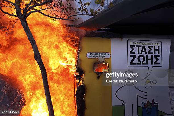 Demonstrations in Athens, Greece, Oct 19, 2011. On the first day of a 48hr general strike over 100.000 people demonstrated in Syntagma Square and...