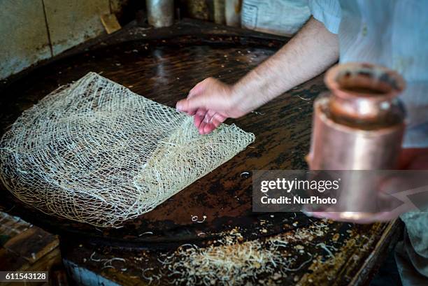 Master Rustam 16 Rustam Hasanov Stock Photos, High-Res Pictures, and Images - Getty ...