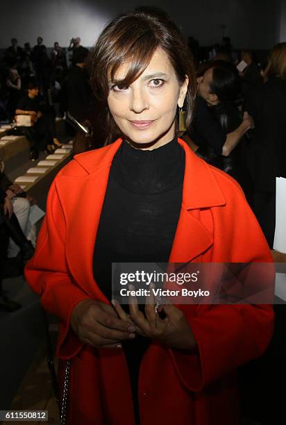 Laura Morante attends the Christian Dior show as part of the Paris Fashion Week Womenswear Spring/Summer 2017 on September 30, 2016 in Paris, France.