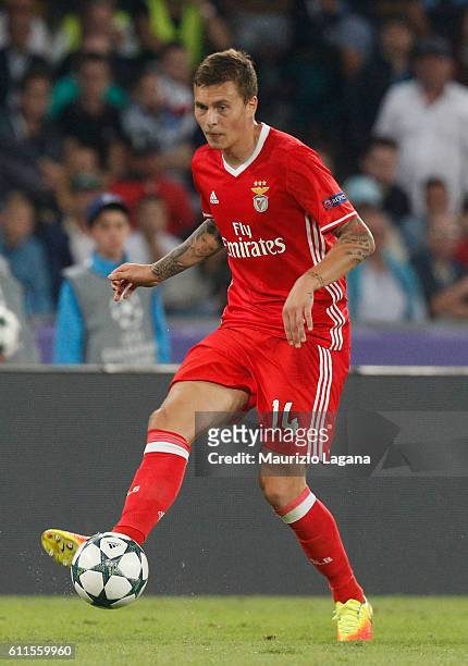 Victor Lindelof of Benfica during the UEFA Champions League match between SSC Napoli and Benfica at Stadio San Paolo on September 28, 2016 in Naples,...