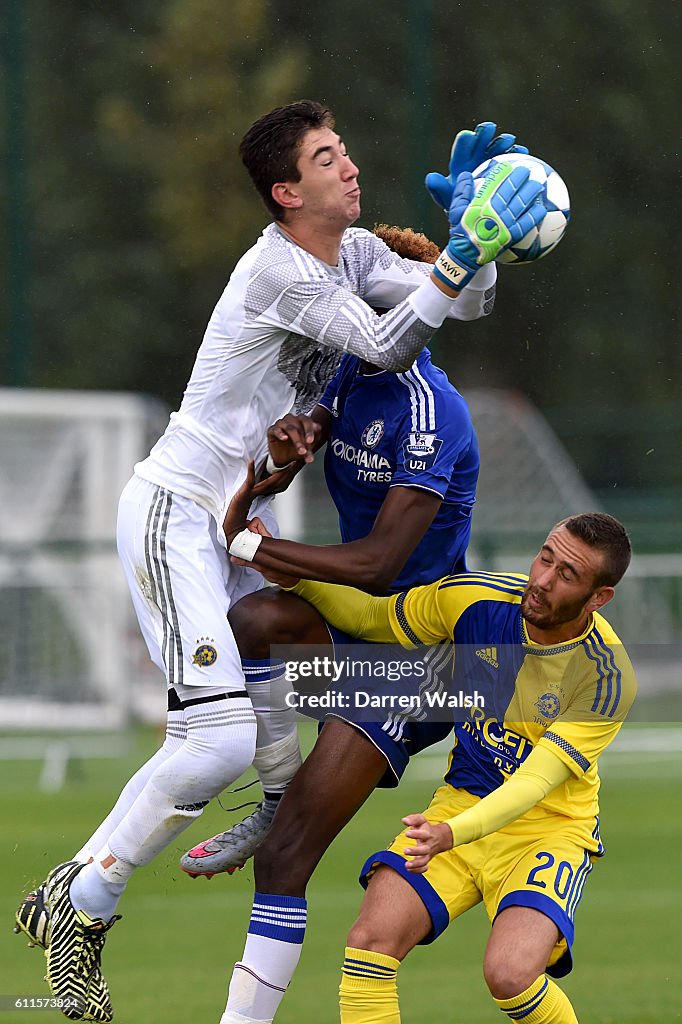 Soccer - UEFA Youth League - Group G - Chelsea v Maccabi Tel Aviv - Cobham Training Ground