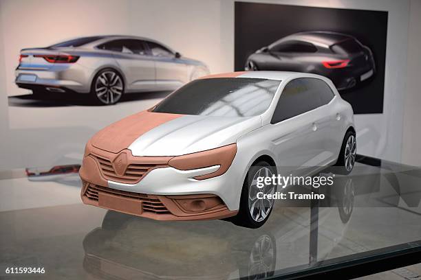 clay model of the new car - industrial designer stockfoto's en -beelden