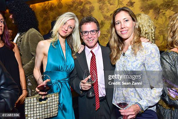 634 Alexandra Kay Stock Photos, High-Res Pictures, and Images - Getty ...