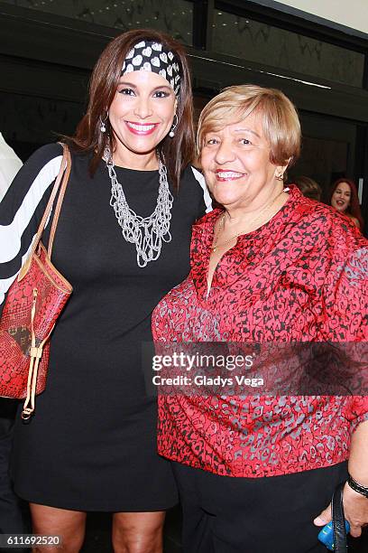 Alexandra Malagon and Camelia Garrido attend Julio Iglesias in Concert at Centro de Bellas Artes on September 30, 2016 in San Juan, Puerto Rico.