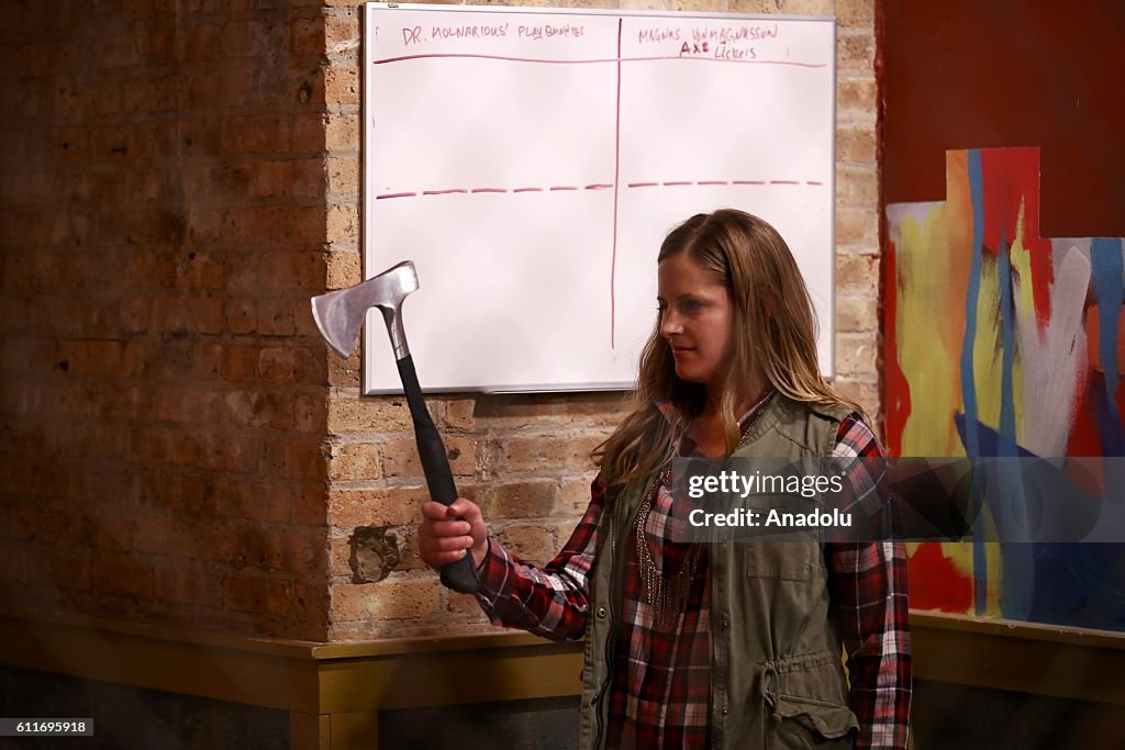 Competitive axe-throwing in Chicago