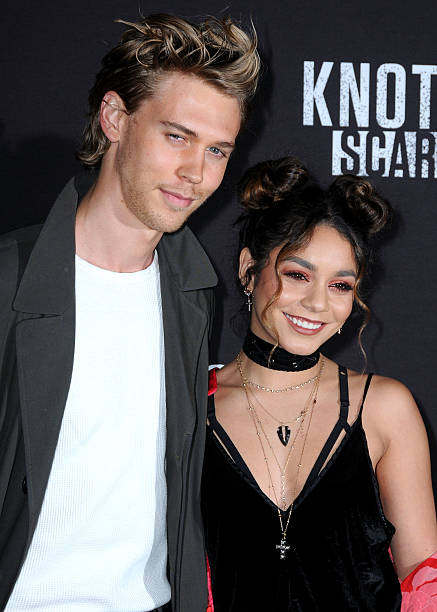 CA: Knott's Scary Farm Black Carpet Event - Arrivals