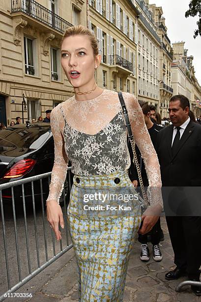 Karlie Kloss attends the Christian Dior show as part of the Paris Fashion Week Womenswear Spring/Summer 2017on September 30, 2016 in Paris, France