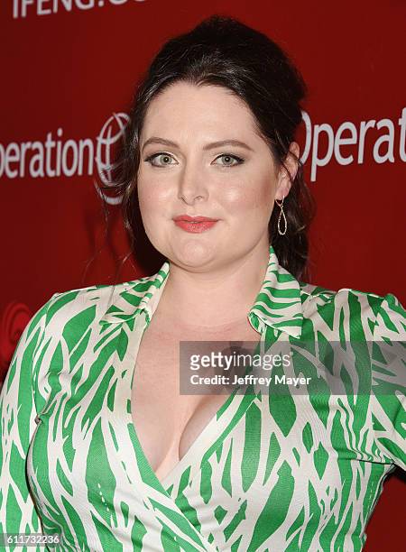 Actress Lauren Ash arrives at Operation Smile's Annual Smile Gala at the Beverly Wilshire Four Seasons Hotel on September 30, 2016 in Beverly Hills,...