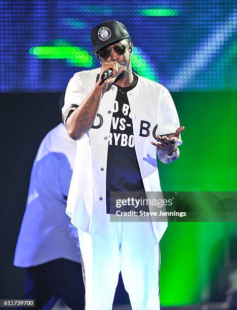 Sean "Puff Daddy" Combs performs at the Bad Boy Family Reunion Tour at ORACLE Arena on September 30, 2016 in Oakland, California.