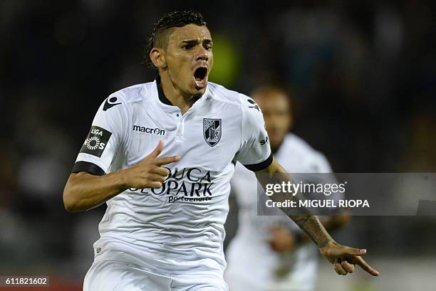 Vitoria Guimaraes' Brazilian forward Soares celebrates after scoring a goal during the Portuguese league football match Vitoria FC vs Sporting CP at...