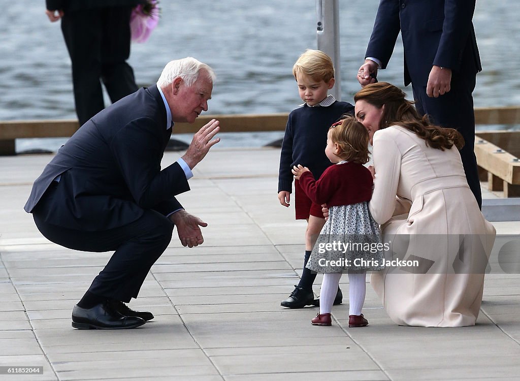 2016 Royal Tour To Canada Of The Duke And Duchess Of Cambridge - Victoria