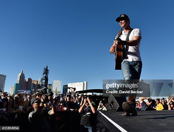 Recording artist Granger Smith performs during the Route 91 Harvest country music festival at the Las Vegas Village on October 1, 2016 in Las Vegas,...