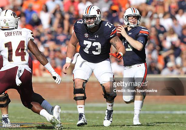Auburn Tigers offensive lineman Austin Golson in pass block formation during an NCAA football game between the Auburn Tigers and the Louisiana-Monroe...