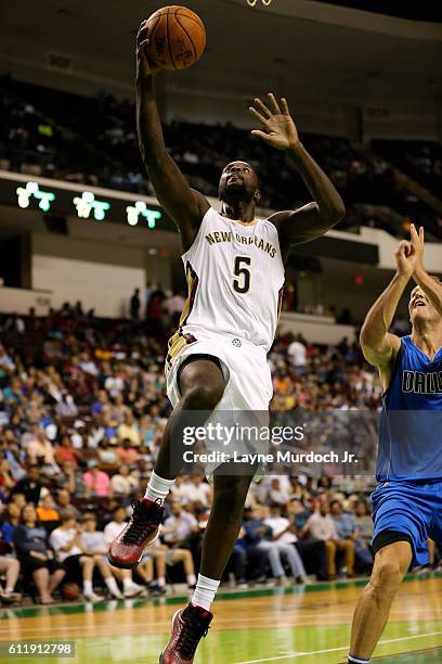 Lance Stephenson of the New Orleans Pelicans goes to the basket against the Dallas Mavericks during a preseason game on October 1, 2016 at...