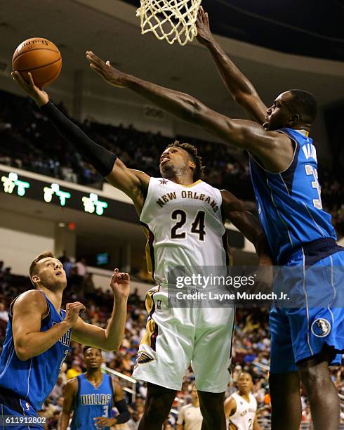 Buddy Hield of the New Orleans Pelicans goes to the basket against the Dallas Mavericks during a preseason game on October 1, 2016 at CenturyLink...