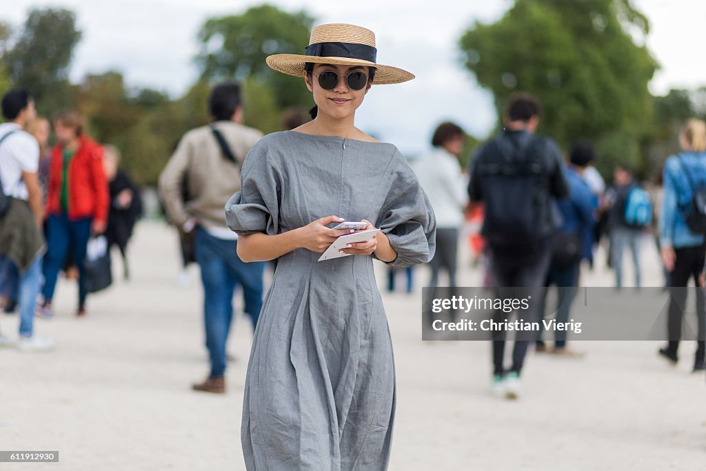 Street Style : Day Five - Paris Fashion Week Spring/Summer 2017