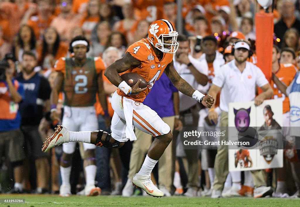 Louisville v Clemson