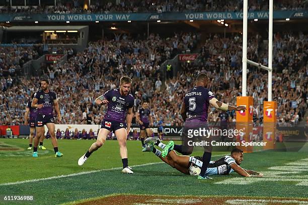 Ben Barba of the Sharks scores a try during the 2016 NRL Grand Final match between the Cronulla Sharks and the Melbourne Storm at ANZ Stadium on...