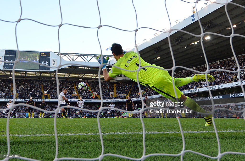 Tottenham Hotspur v Manchester City - Premier League