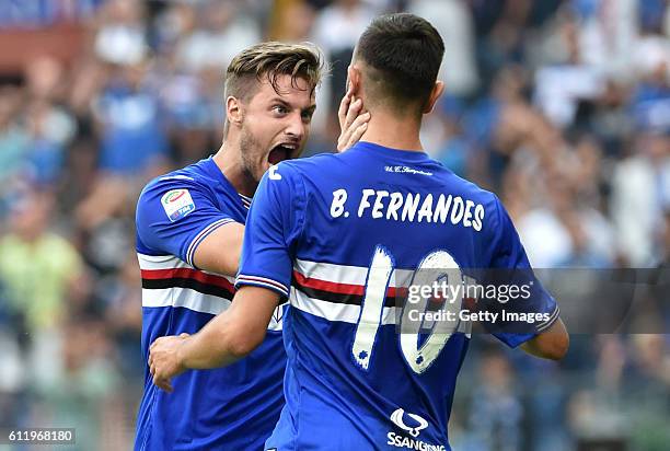 Bruno Fernandes of Sampdoria celebrates after scoring the equalizing goal during the Serie A match between UC Sampdoria and US Citta di Palermo at...