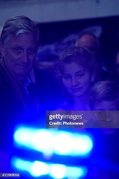 - Visite du Roi Philippe, de la Princesse Elisabeth et du Prince Gabriel à l'entreprise 'Noorzee Drones' à Zeebrugge - Bezoek van Koning Filip,...