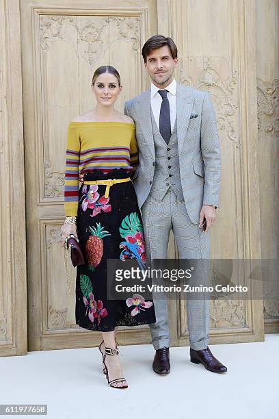 Olivia Palermo and Johannes Huebl attend the Valentino show as part of the Paris Fashion Week Womenswear Spring/Summer 2017 on October 2, 2016 in...