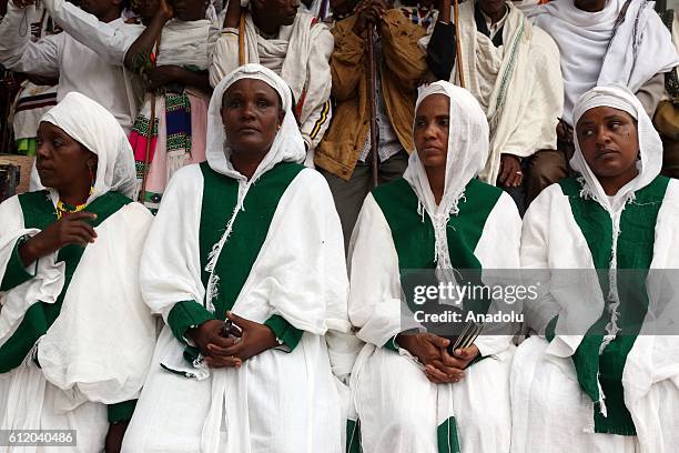 Ireecha Irreecha Photos and Premium High Res Pictures - Getty Images