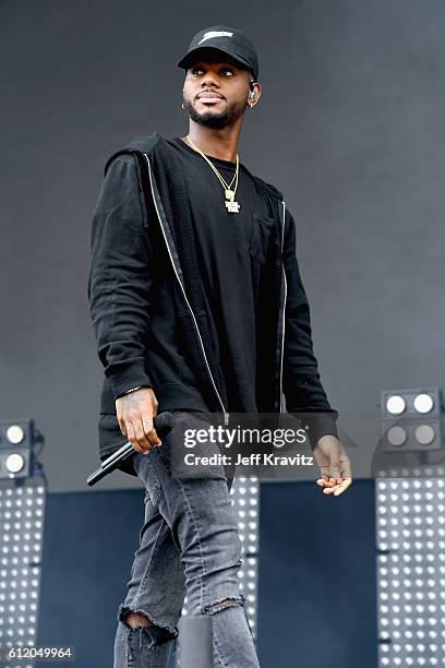 Bryson Tiller Rapper Bryson Tiller Photos and Premium High Res Pictures - Getty Images