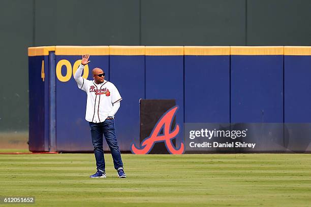 Former Atlanta Braves player Andruw Jones is introduced as a member of the All Turner Field Team prior to the game at Turner Field on October 2, 2016...