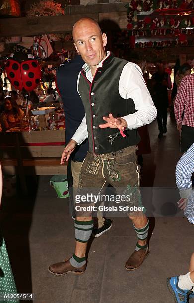 Bayern Soccer player Arjen Robben attends the 'FC Bayern Wies'n' during the Oktoberfest at Kaeferschaenke / Theresienwiese on October 2, 2016 in...