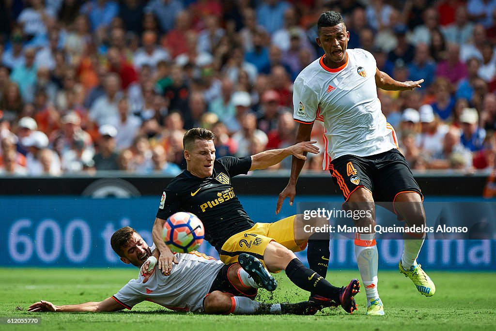 Valencia CF v Club Atletico de Madrid - La Liga