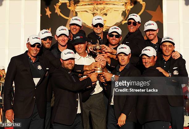 The United States celebrates during the closing ceremony of the 2016 Ryder Cup at Hazeltine National Golf Club on October 2, 2016 in Chaska,...