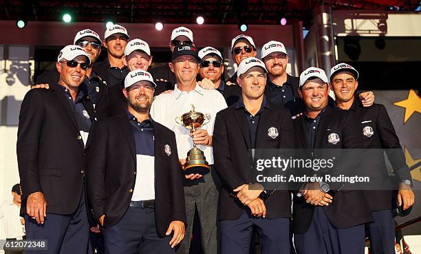 Matt Kuchar, Dustin Johnson, Brandt Snedeker, Ryan Moore, Davis Love III, Brooks Koepka, Zach Johnson, J.B. Holmes, Jordan Spieth, Phil Mickelson,...