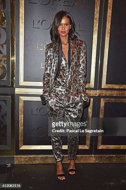Liya Kebede attends the Gold Obsession Party - L'Oreal Paris : Photocall as part of the Paris Fashion Week Womenswear Spring/Summer 2017 on October...