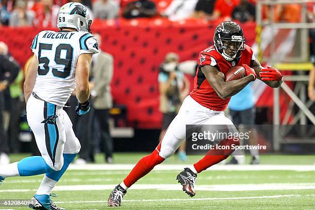 Atlanta Falcons wide receiver Julio Jones in action during the first half of the NFL game between the Carolina Panthers and the Atlanta Falcons. The...