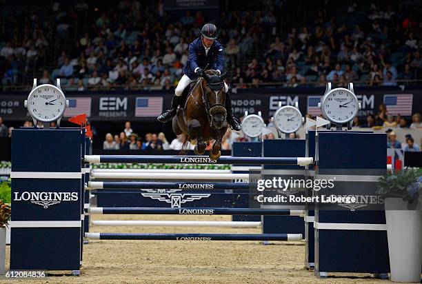 Harrie Smolders of The Netherlands during the Longines Grand Prix event at the Longines Masters of Los Angeles 2016 at the Long Beach Convention...