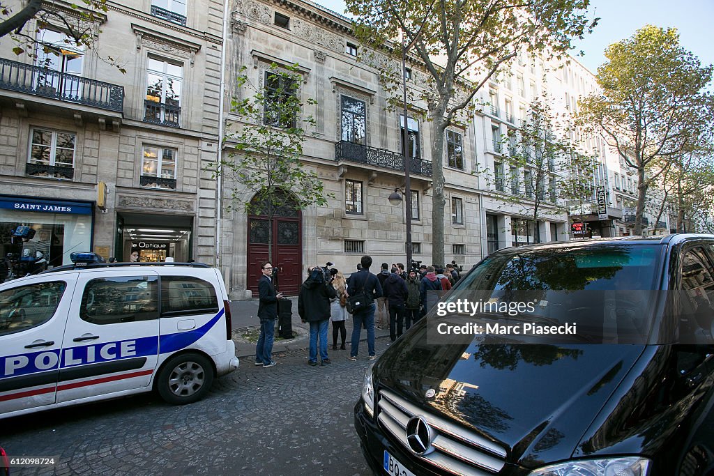 Kim Kardashian Robbed At Luxury Apartment - Paris Fashion Week Womenswear Spring/Summer 2017