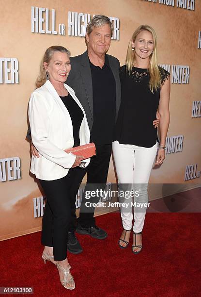 Susan Bridges, actor Jeff Bridges and daughter Haley Bridges arrive at the screening of CBS Films' 'Hell Or High Water' at ArcLight Hollywood on...