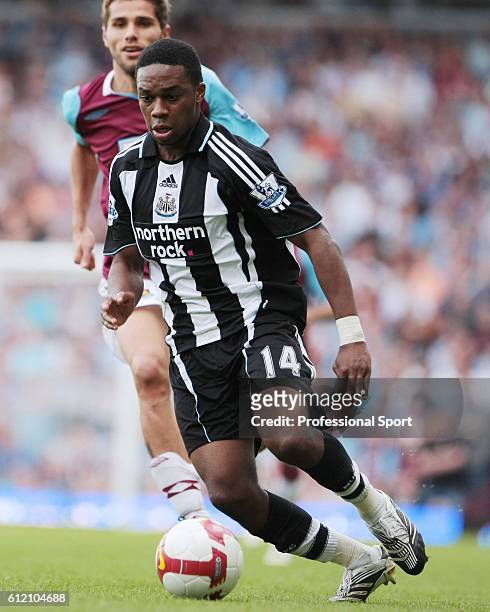 Charles N'Zogbia of Newcastle in action during the Barclays Premier League match between West Ham United and Newcastle United at Upton Park on...