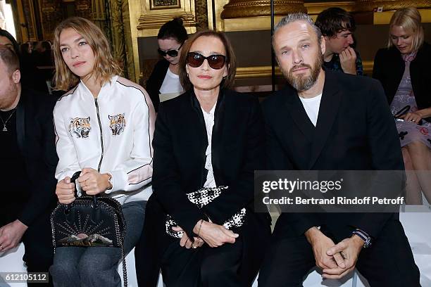 Arizona Muse, Kristin Scott Thomas and Husband of Stella, Alasdhair Willis attend the Stella McCartney show as part of the Paris Fashion Week...