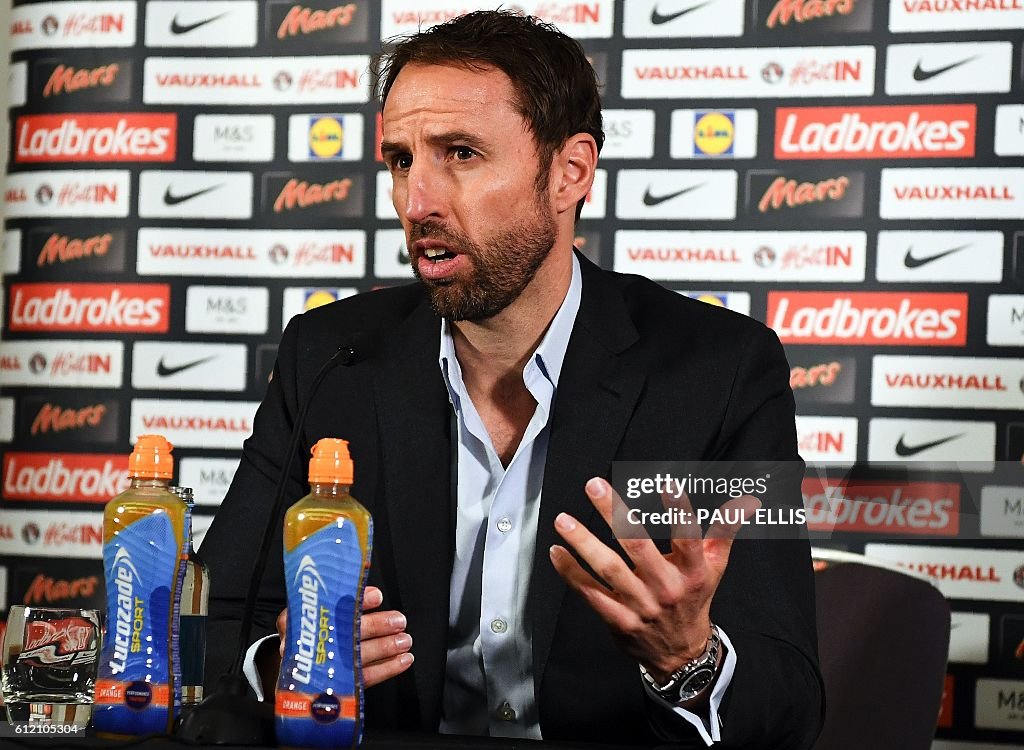 FBL-WC-2018-ENG-PRESSER