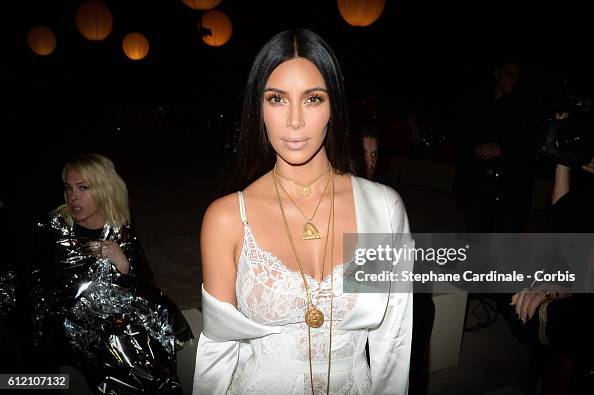 Givenchy : Front Row - Paris Fashion Week Womenswear Spring/Summer 2017 Givenchy : Front Row - Paris Fashion Week Womenswear Spring/Summer 2017