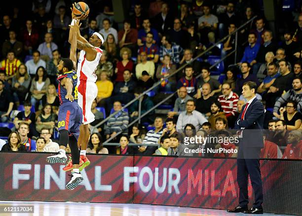 Jacob Pullen and Brent Petway in the match between FC Barcelona and Olympiacos, for the week 10 of the Top 16 Euroleague basketball match at the...
