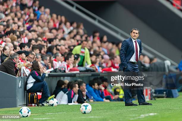 Bilbao, 27 of April at the match of the week 35 of the spanish Liga BBVA between Athletic de Bilbao and Sevilla FC Ernesto Valverde look to the crowd...