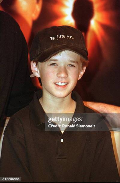 Portrait of the young actor Haley Joel Osment at the preview of 'The Sixth Sense' in Berlin.