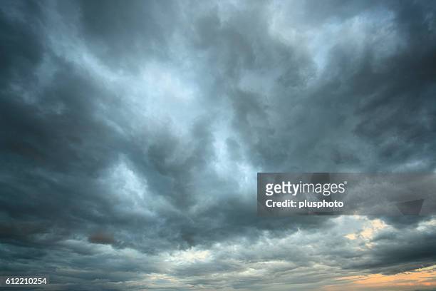 sky at dusk, hokkaido prefecture, japan - plusphoto stockfoto's en -beelden